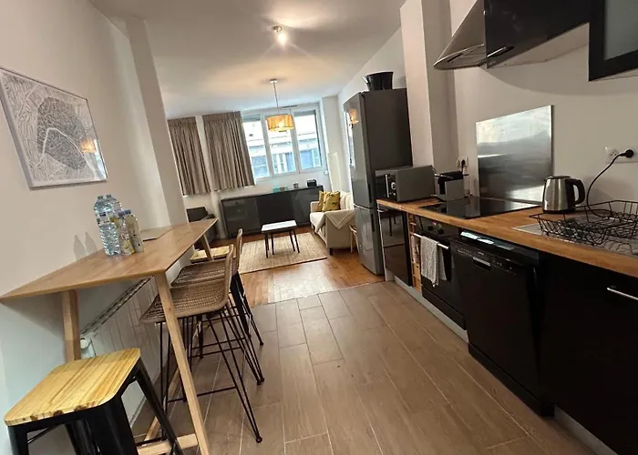 Apartamento Grand Avec Patio à 14ème *